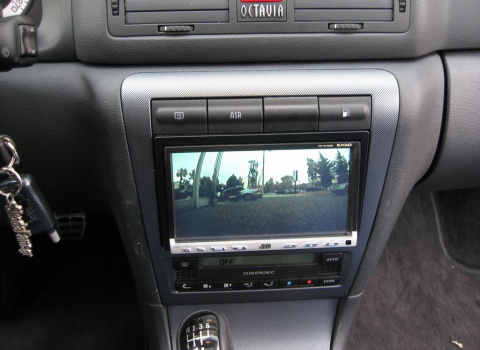 Skoda Octavia Car Cinema JVC-KD-AVX800.